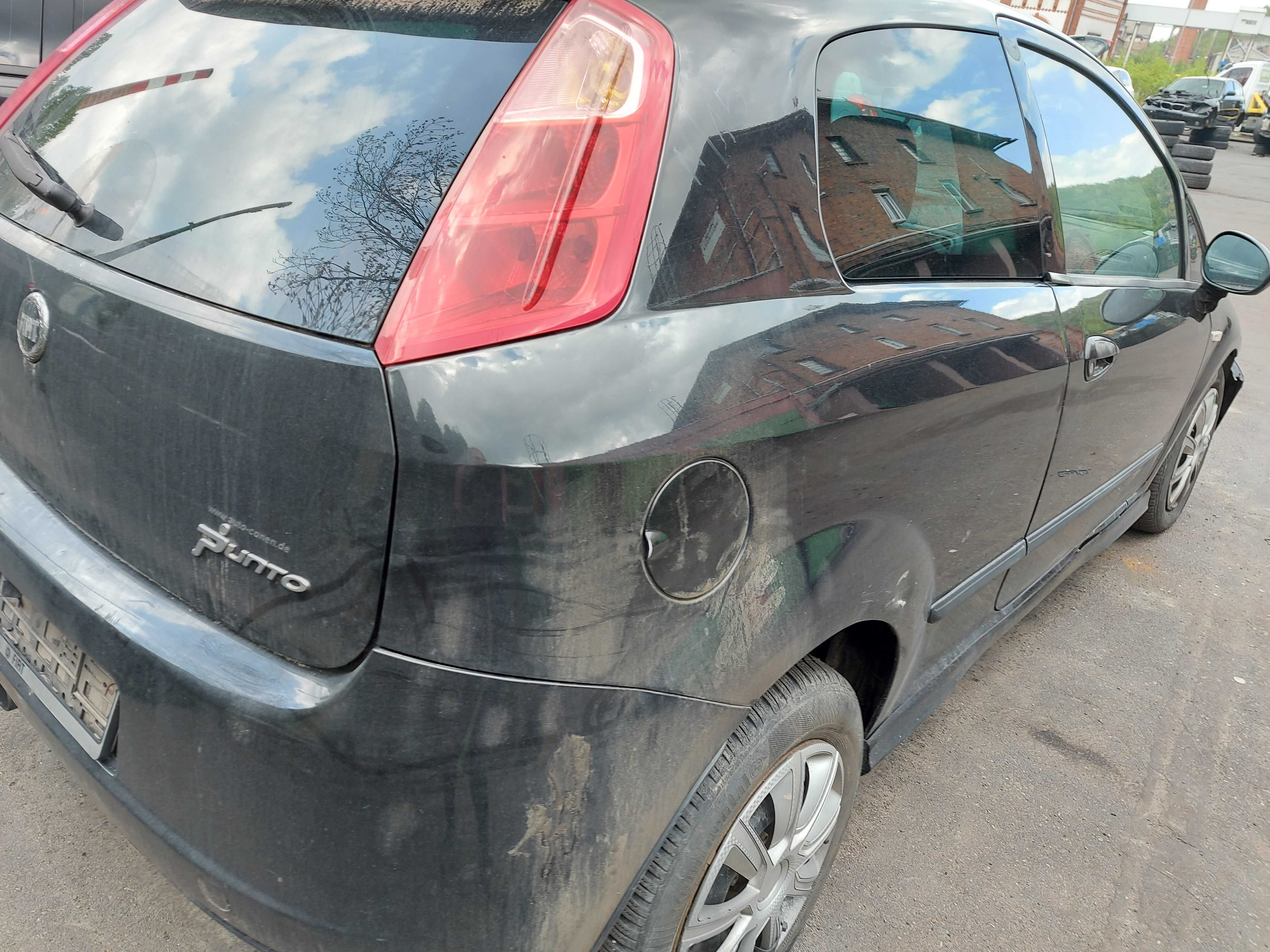 Fiat Grande Punto 891/B zderzak tylny 3D FV transport/dostawa