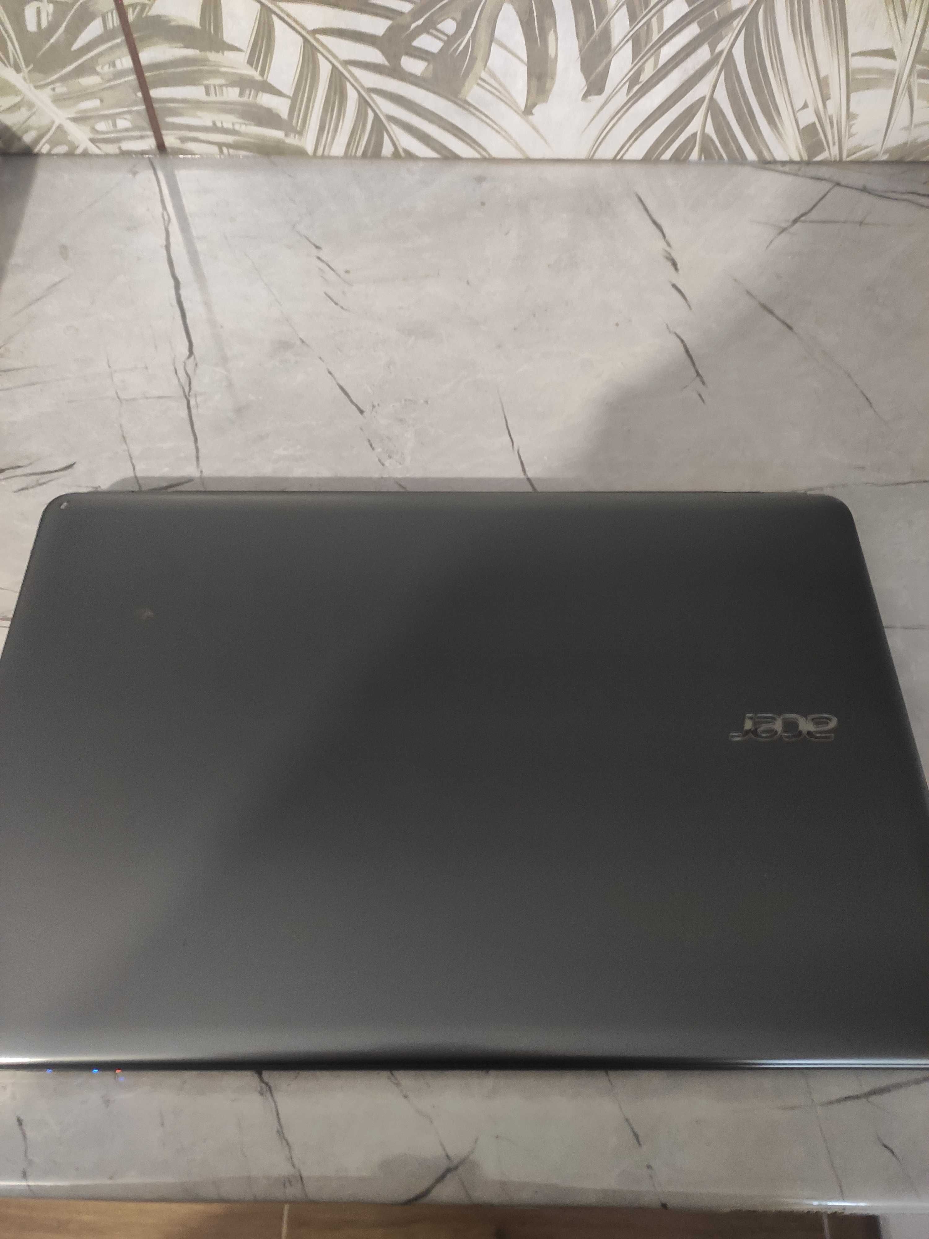 Acer E1 SERIES продам