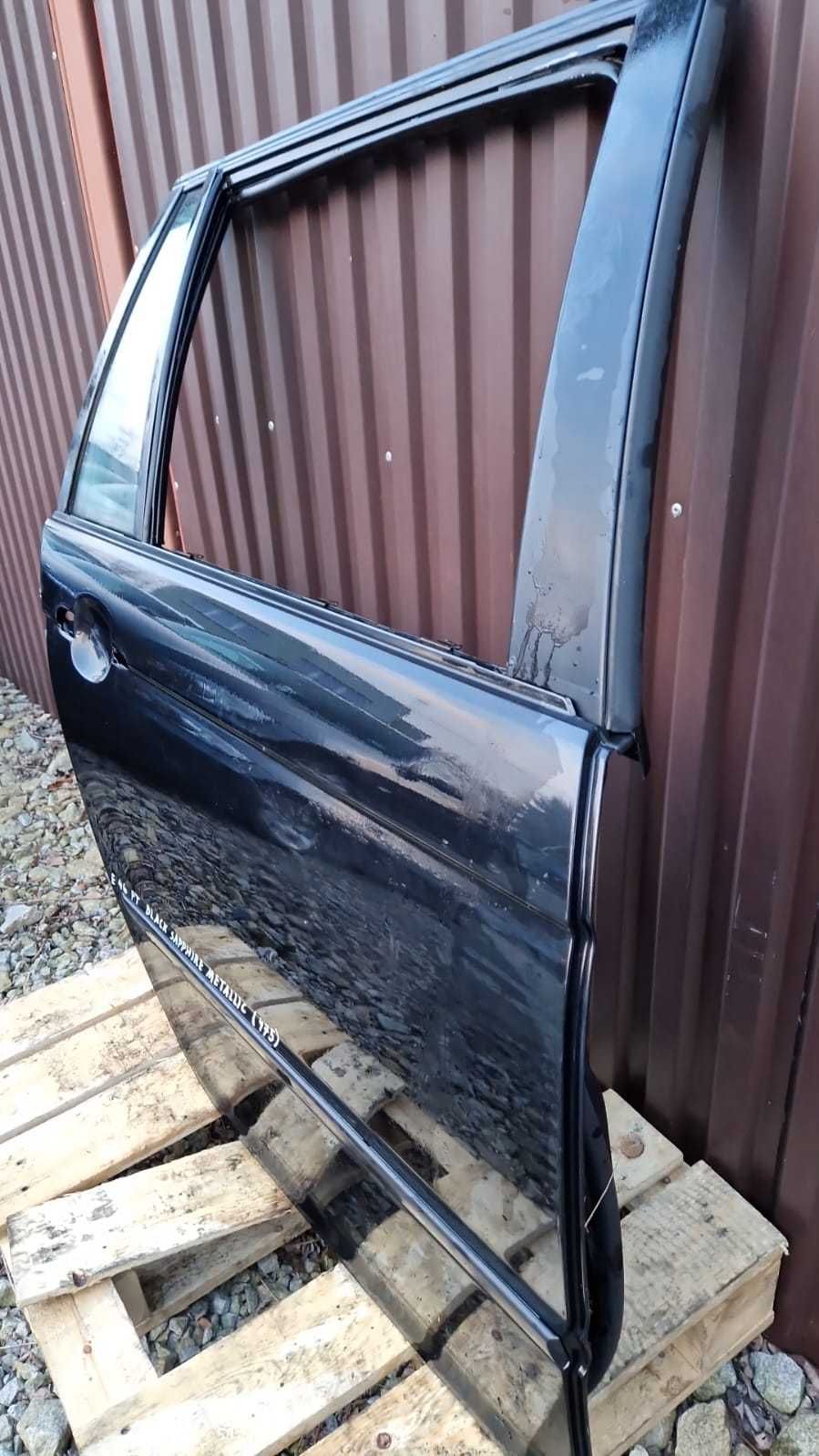 BMW E46 drzwi prawy tył lakier black sapphire metallic 475 prawe tylne