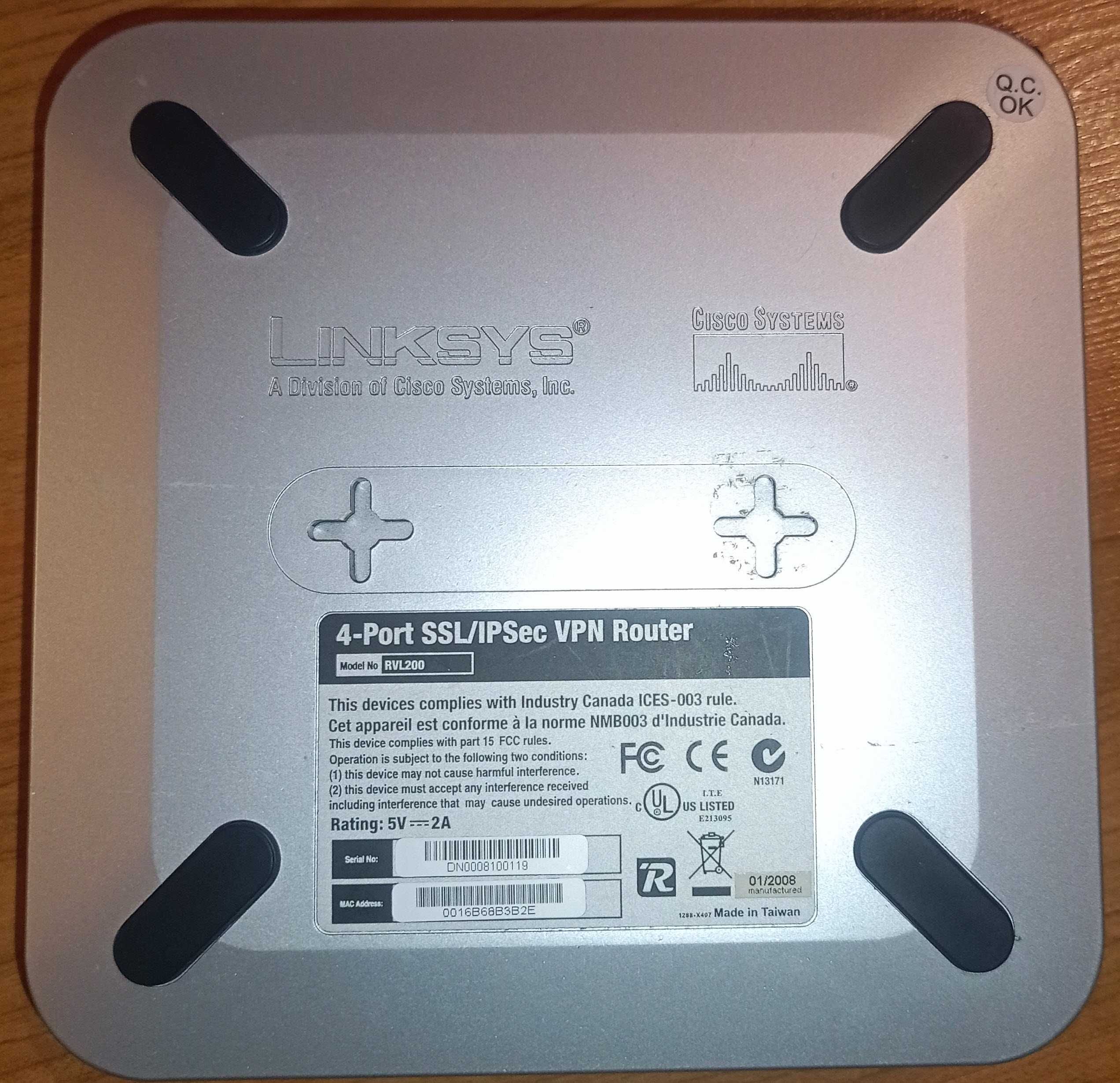 Linksys router RVL200 EU by Cisco 4-Port SSL/IPSec VPN