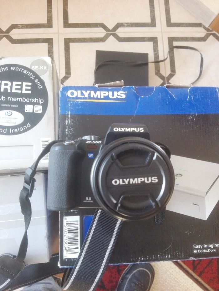 Продається фотопарат OLYMPYS E-500