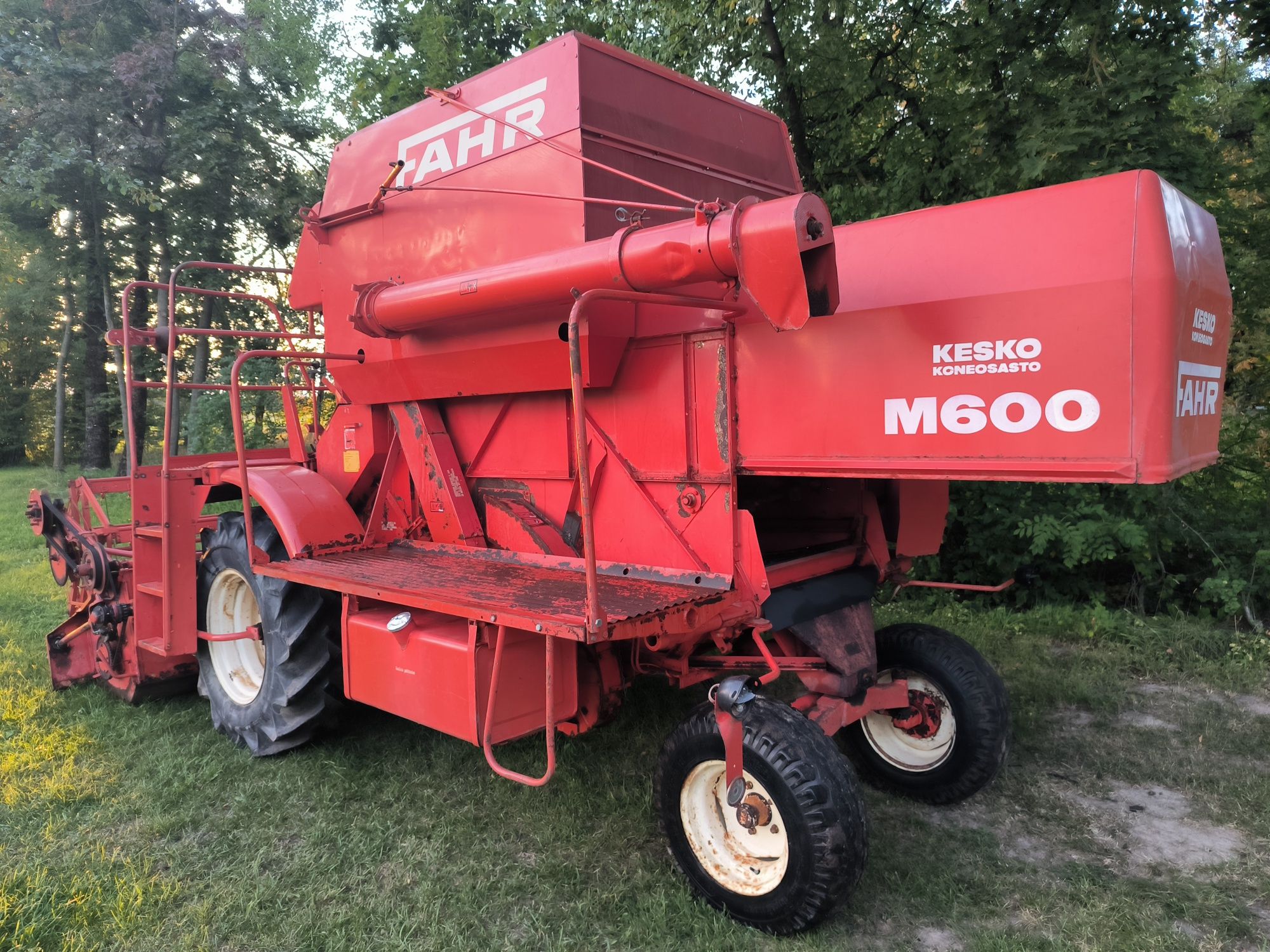 Kombajn Fahr M600