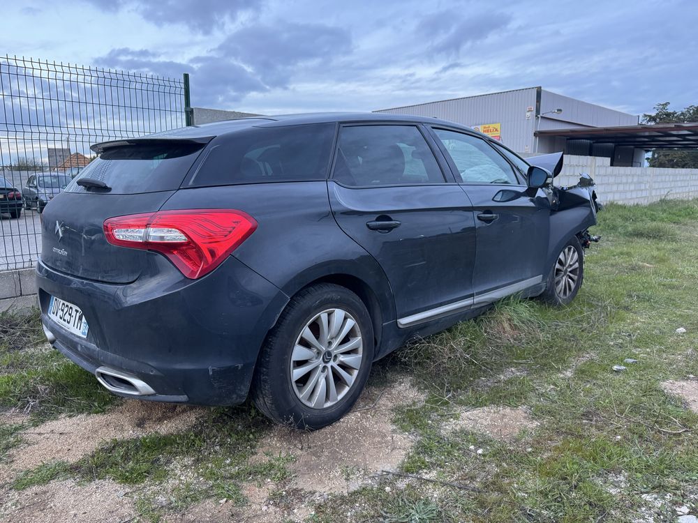 Citroen DS5 para peças