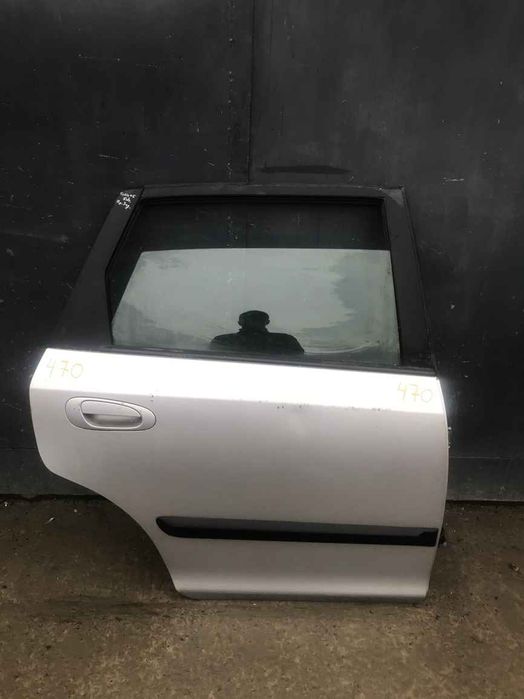 Honda Civic 7 00-06 х/б 5d двері зад R в зборі DR0470 67510S6DE02ZZ