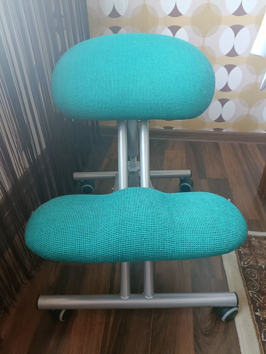 Klękosiad krzesło rehabilitacyjne Ergo