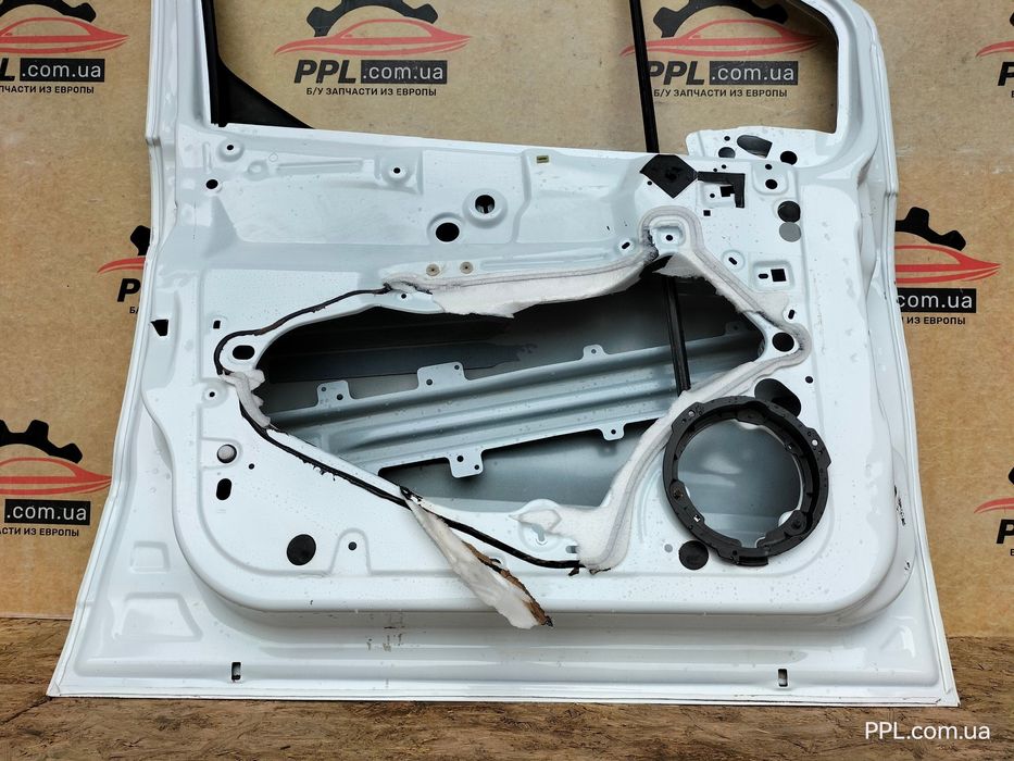 Ford Transit Tourneo Connect II 2013-2021 Дверь передняя левая