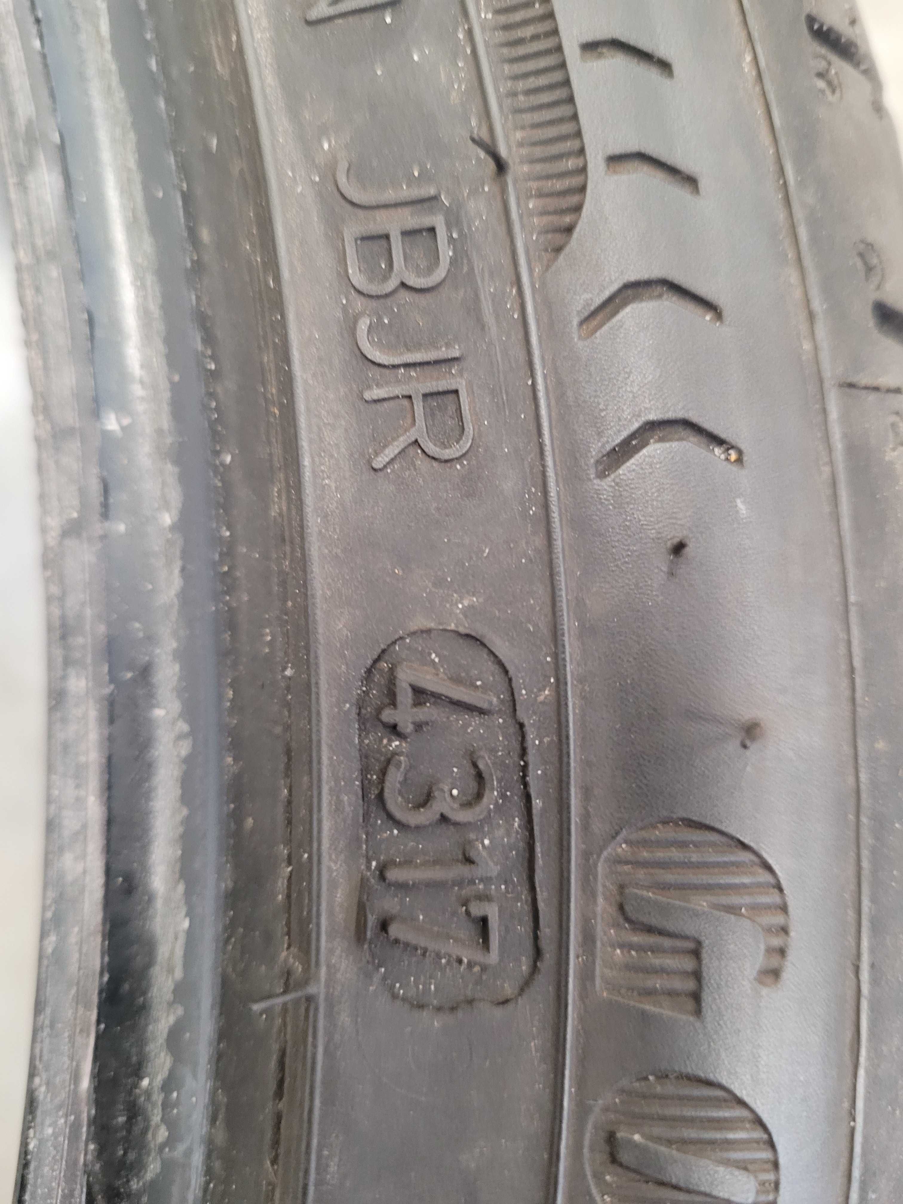 Opona  Good Year 225/40 R 18