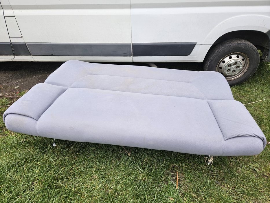 Wersalka sofa rozkładana z funkcją spania