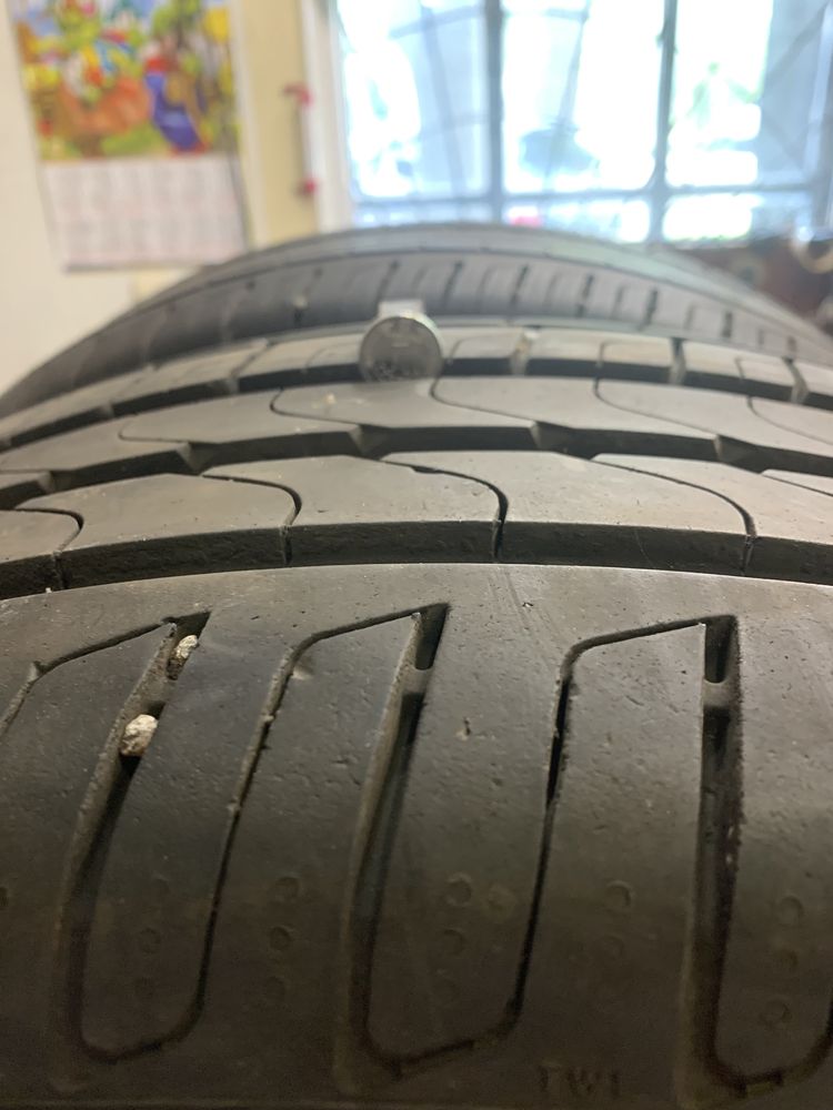 Продам резину леттнююю 235/50R19 SCORPION verde