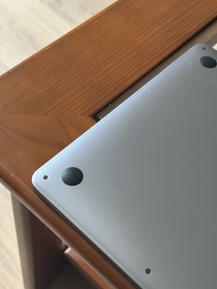 Macbook Pro 13” M1 2022