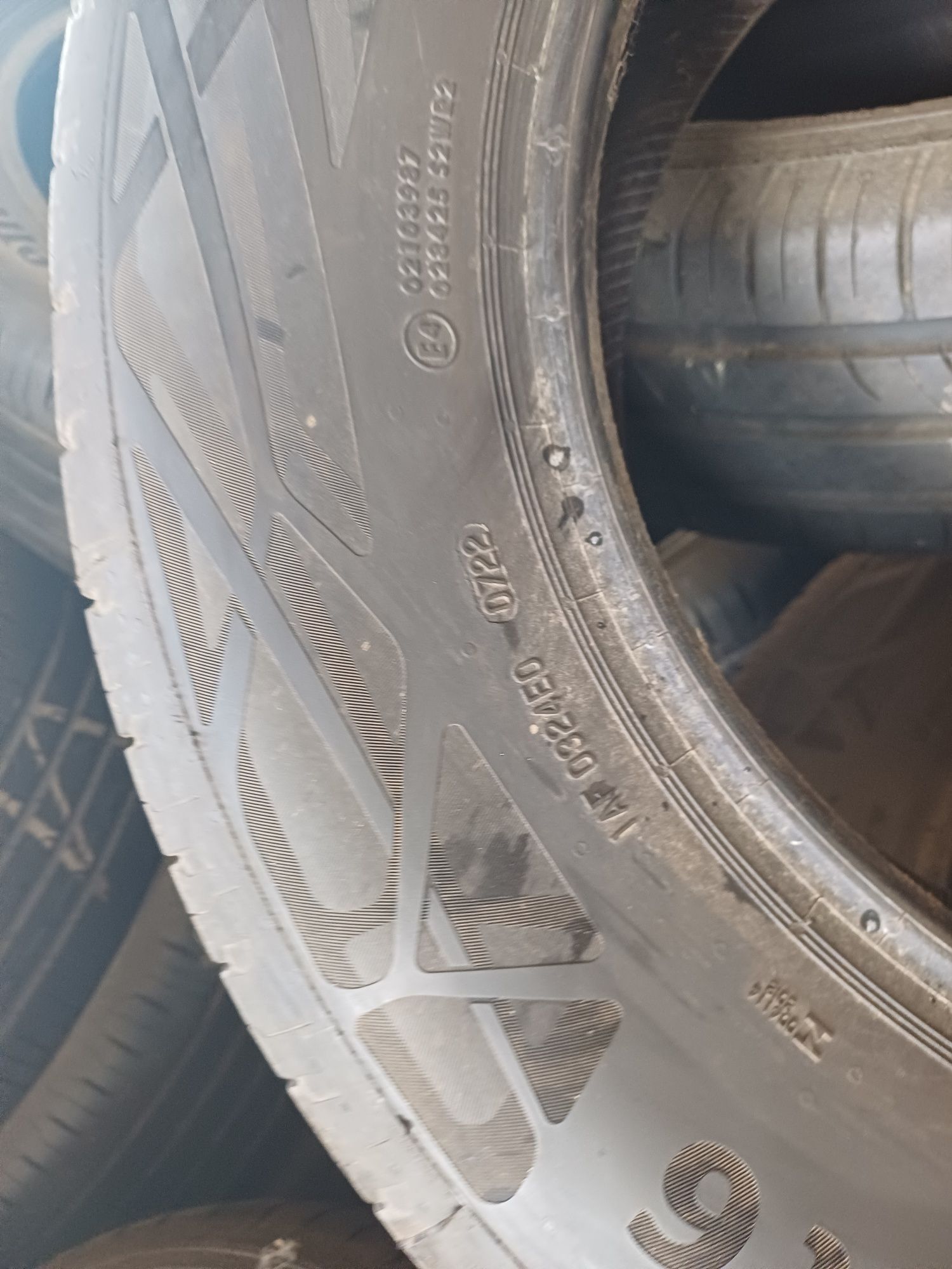 215/65/16 98h jak nowe 8mm