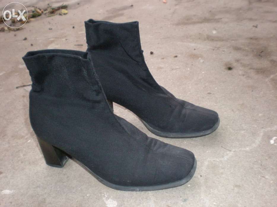 Botas em licra cano baixo