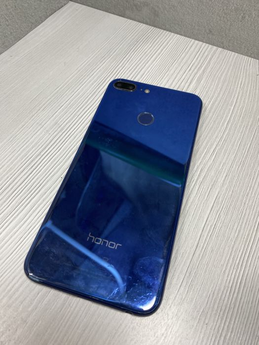 Смартфон Honor 9 lite