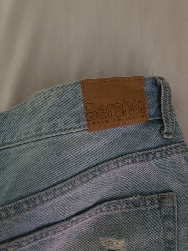 Calça de ganga da Bershka