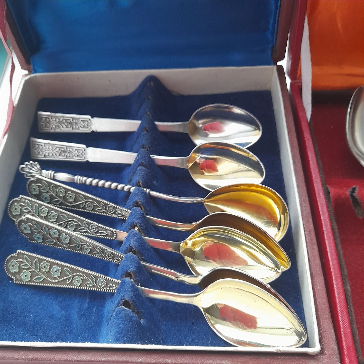 Серебряные кофейные чайные десертные столовые ложки серебро 875 срібні