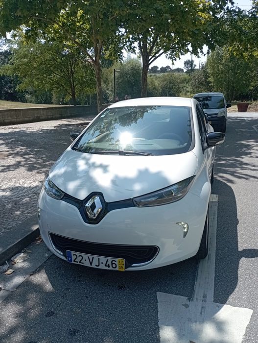 Renault Zoe Life 22kw, com bateria própria,.