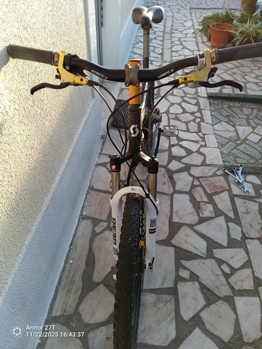 Bicicleta full suspenção roda 26