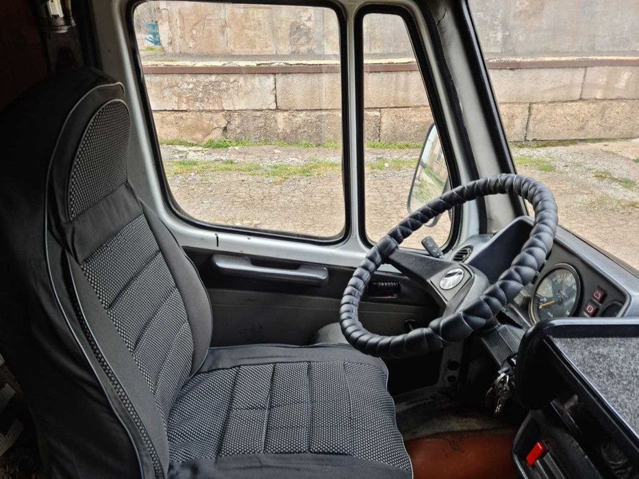 продам вантажний фургон (малотонажний