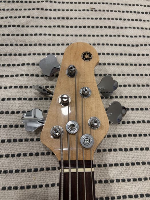 Baixo Yamaha BBG5S