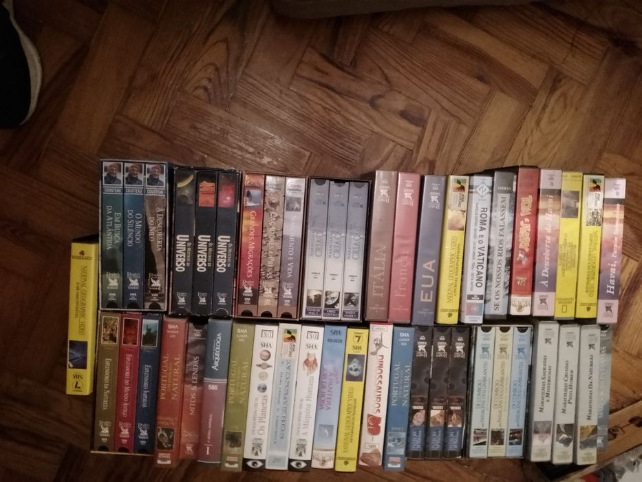 Cassetes VHS Filmes saldos hoje e DVDs de qualidade desde 2E.