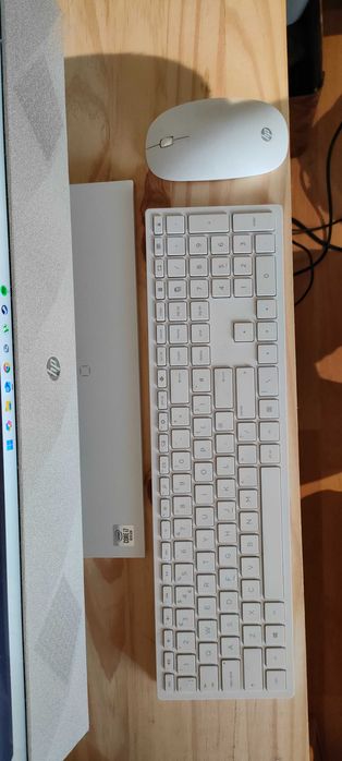 HP Pavilion All-in-One - 24-k0020na