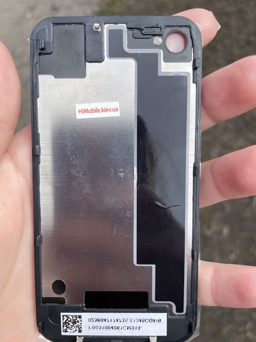 Продам новую заднюю панель стекло на айфон 4s