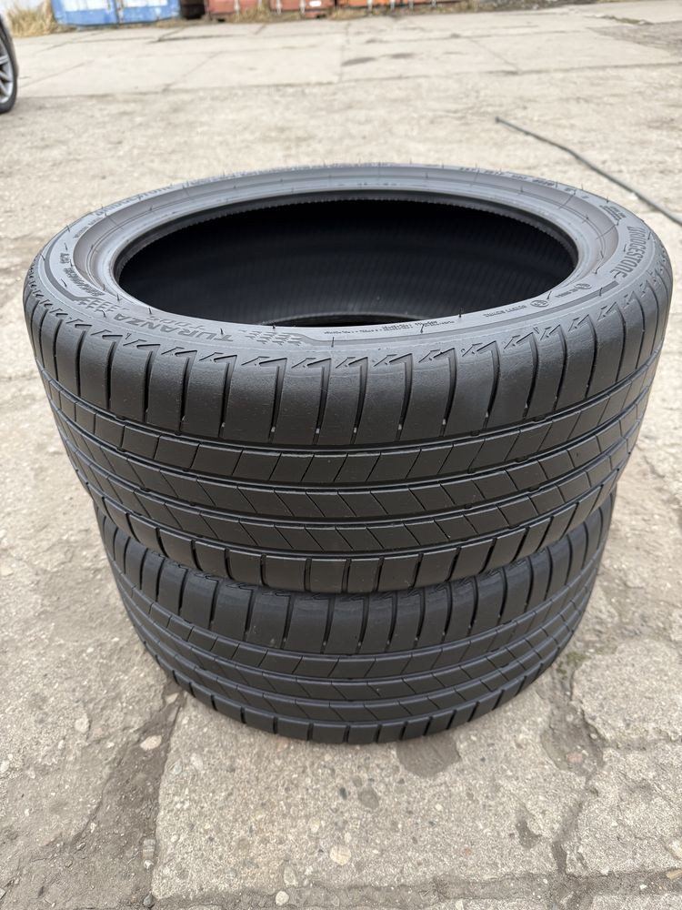 Opony Bridgestone 225/40r18 92Y Turanza T005 - 2szt letnie z rantem