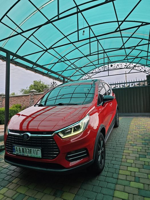 BYD YUAN електро 300 км запас