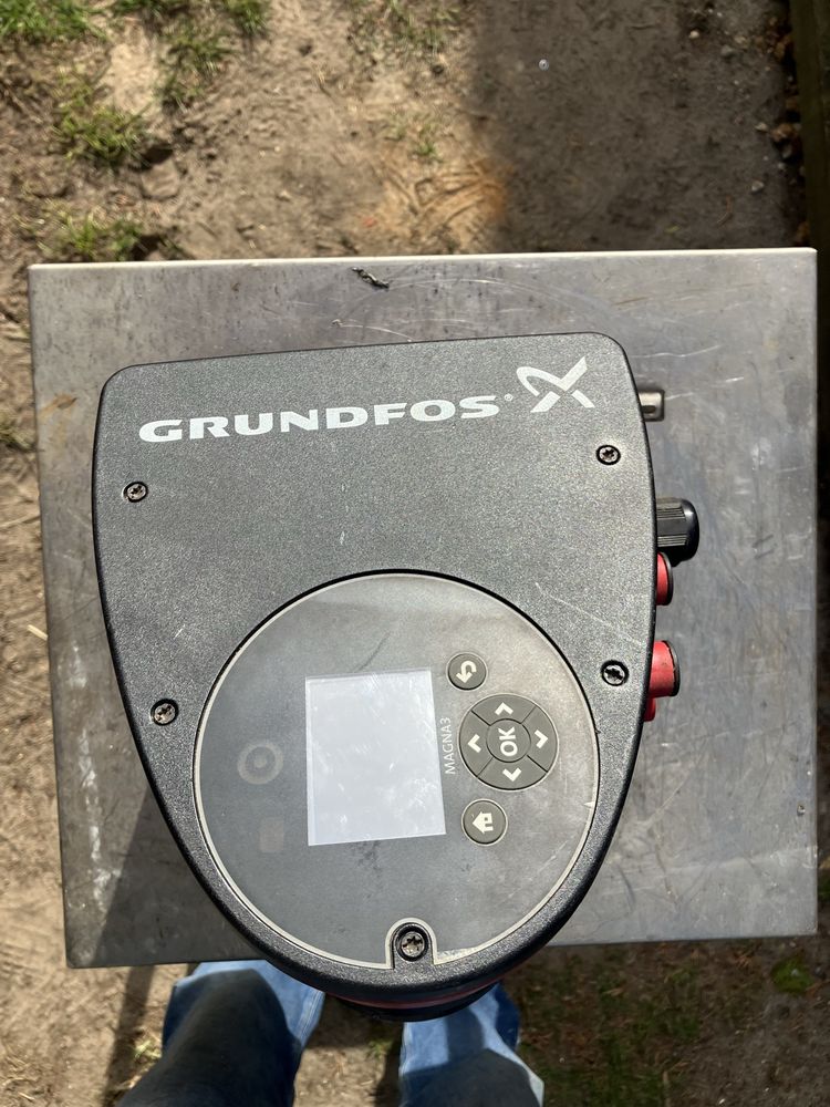 Pompa grundfos magna 3 stojan