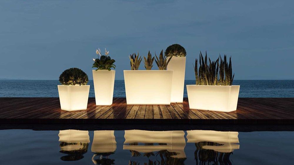 Mobiliario led vasos com iluminação