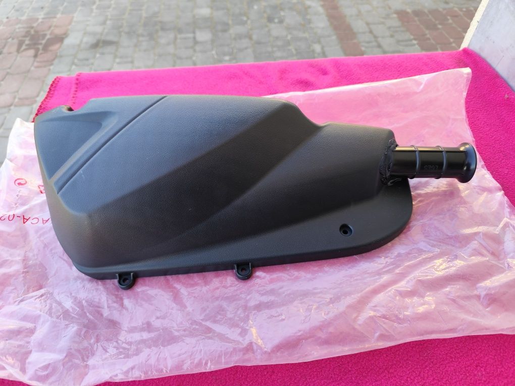 Zewnętrzna obudowa filtra powietrza Kymco People 300 GTI