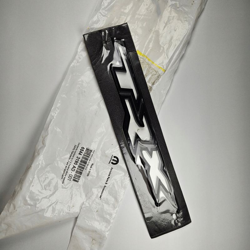 Emblemat Ram 1500 Trx 2021, 2024