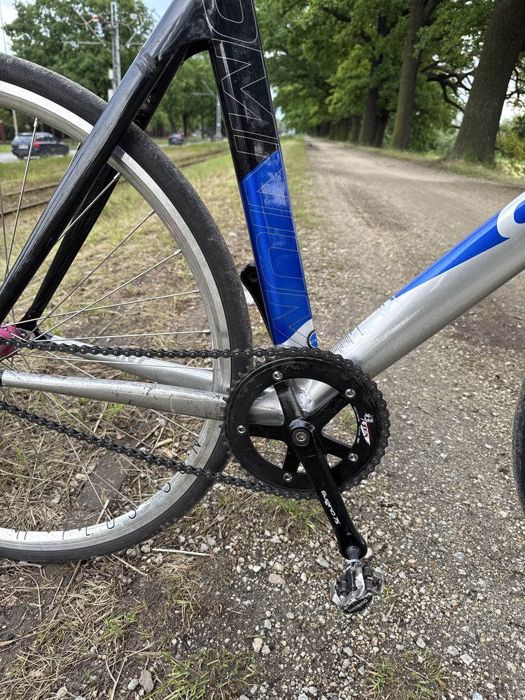 Fixed gear Ostre koło Giant omnium Mack
