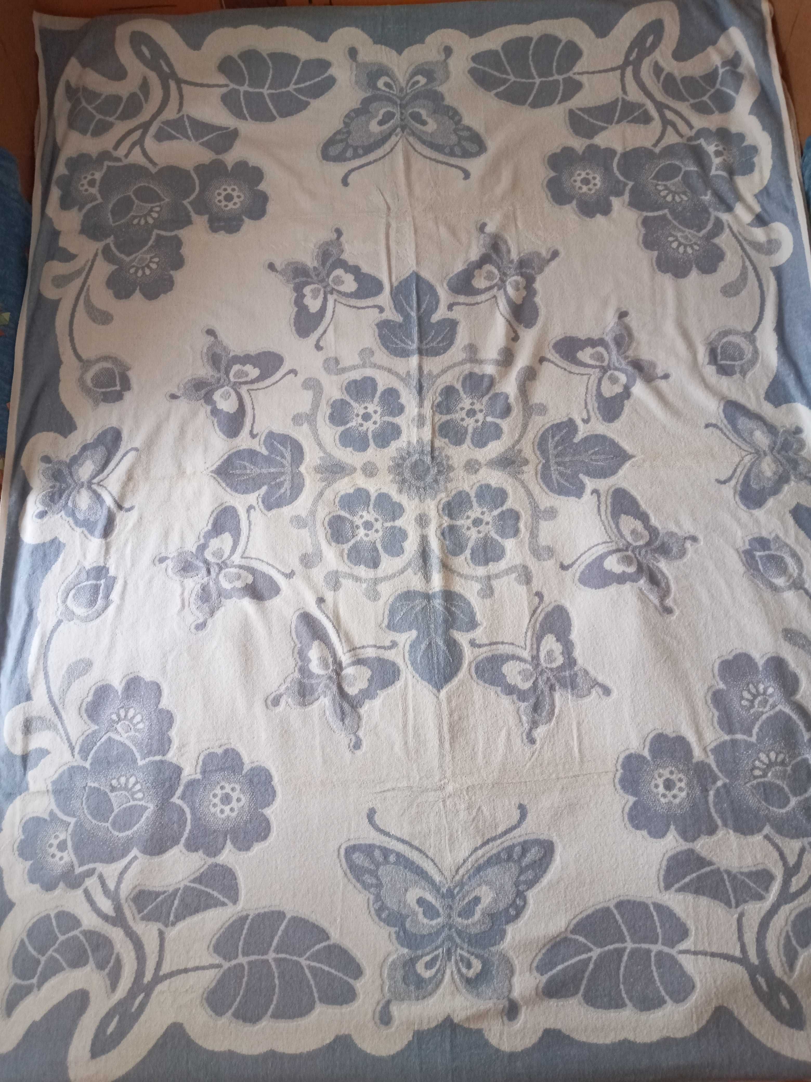 Новая ! Махровая простынь пр-во Китай, 152x203см.