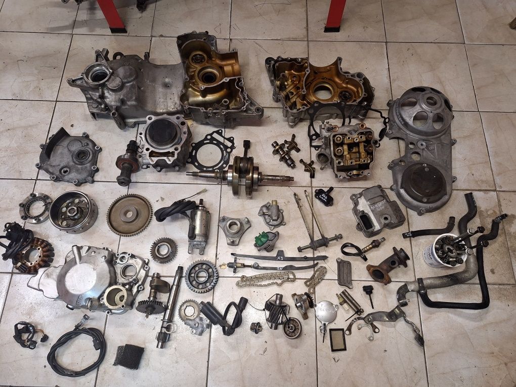 Suzuki burgman 400 silnik k429 i k415 części wał cylinder kapa głowica