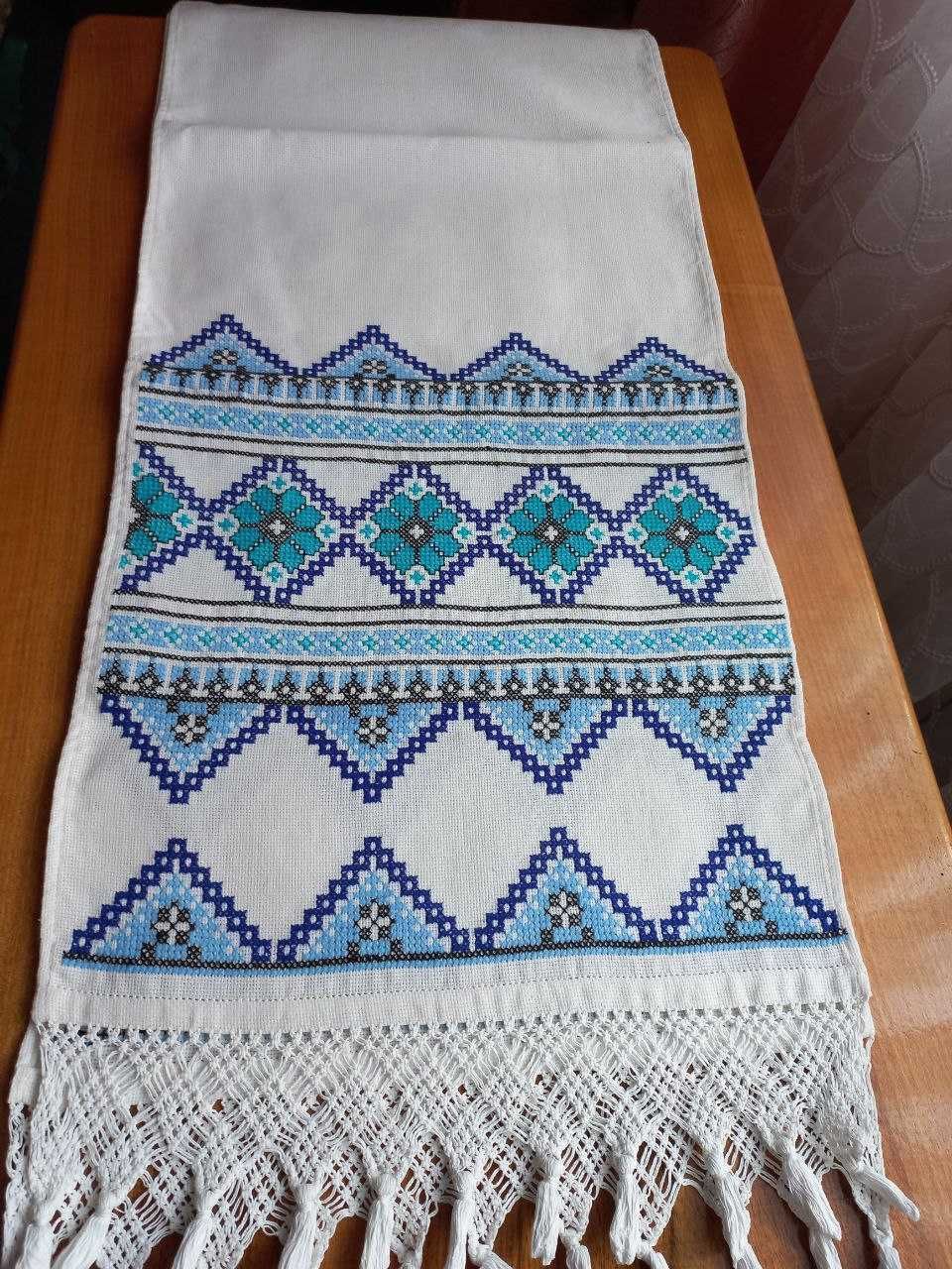 Рушники хрестиком, вирізувані, ткацький ручної роботи