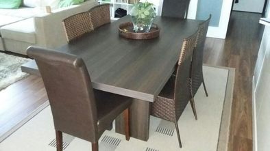 Mesa de sala com 6 cadeiras