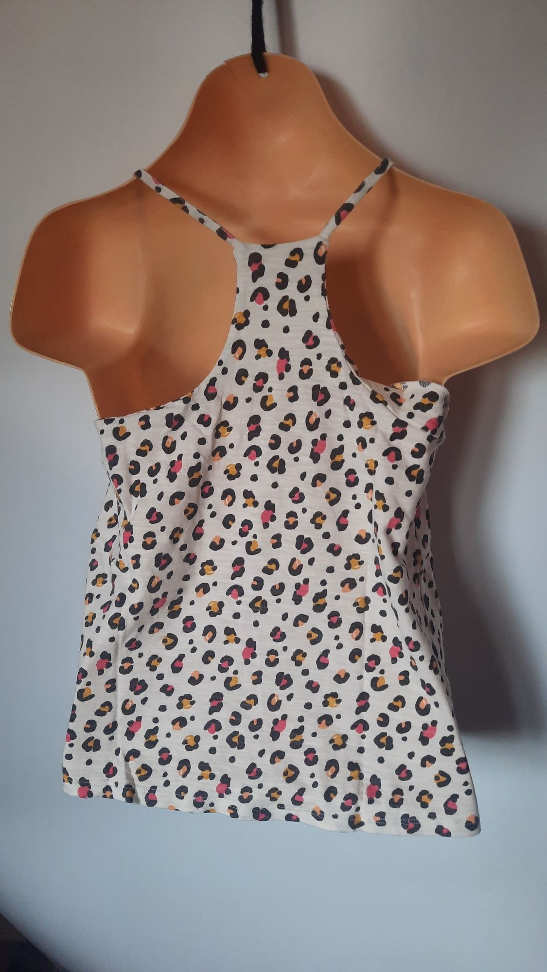 F&F Top dzieciecy rozmiar 146-152 
Top dziewczęcy 
Rozmiar 146-152 
St