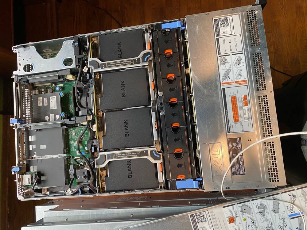 Сервери Dell Power R730xd 16LFF+2SFF