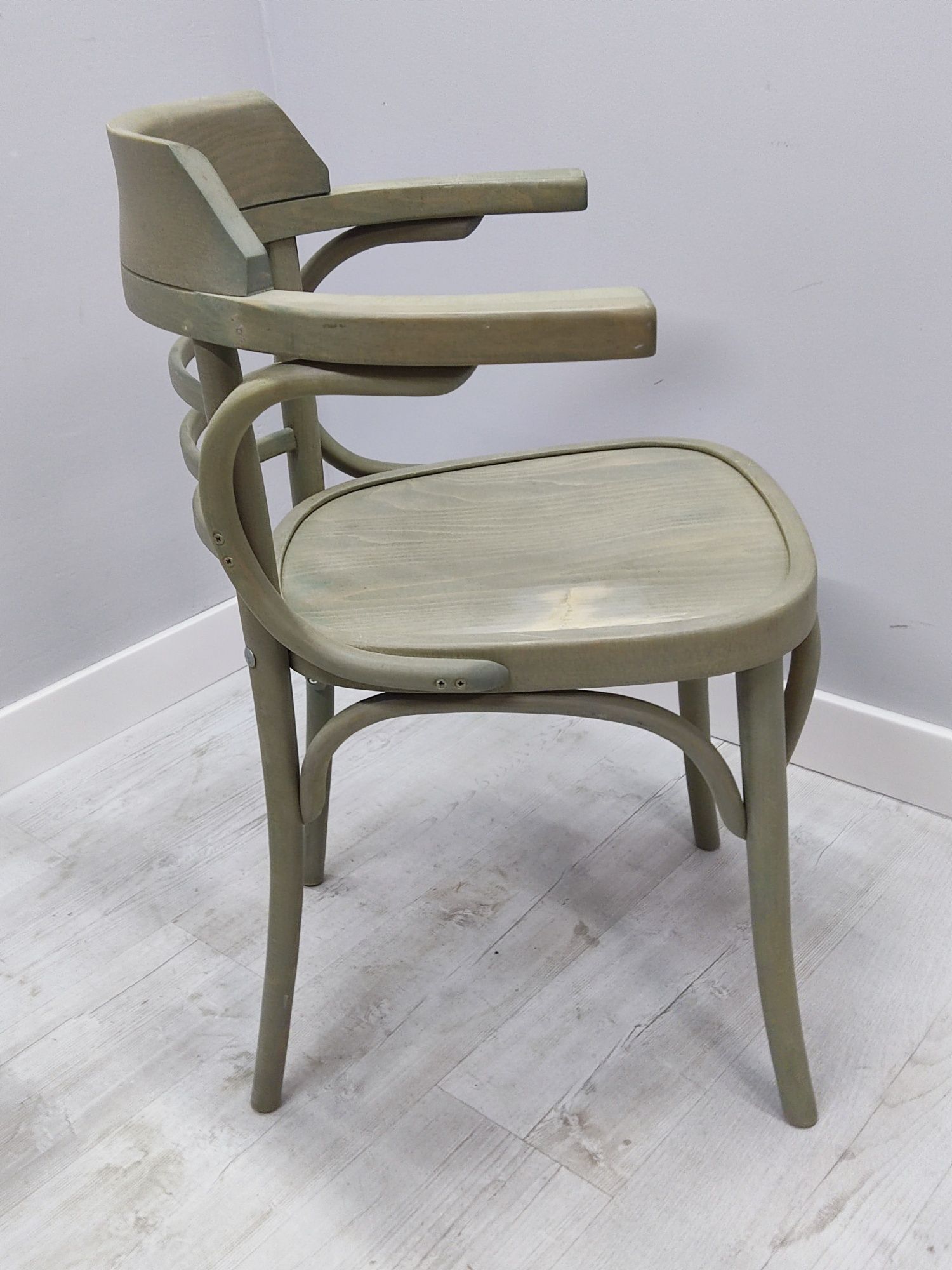 Krzesło Thonet Fameg z podłokietnikiem 2 szt