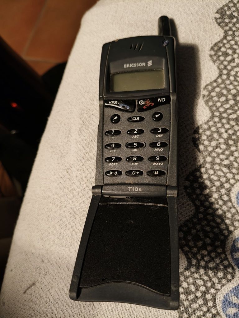 Telemóvel Ericsson T10s Raro  -  Vintage