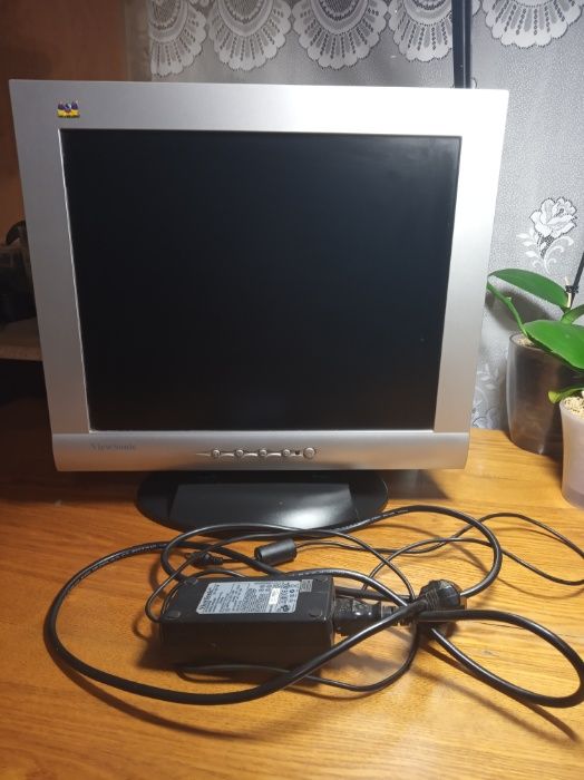 Монитор ViewSonic VE700