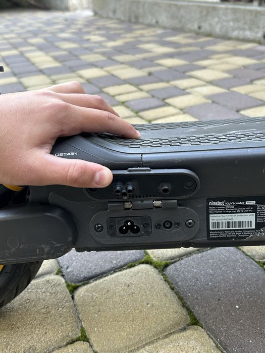 Електросамокат Segway Ninebot Max G2