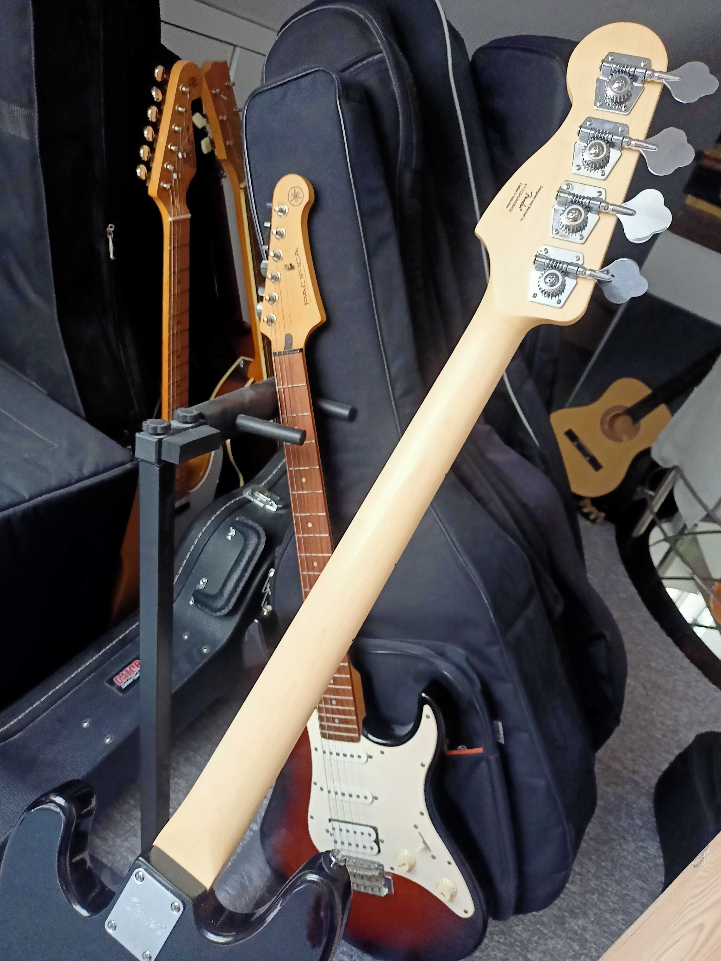 Gitara basowa Squier Affinity