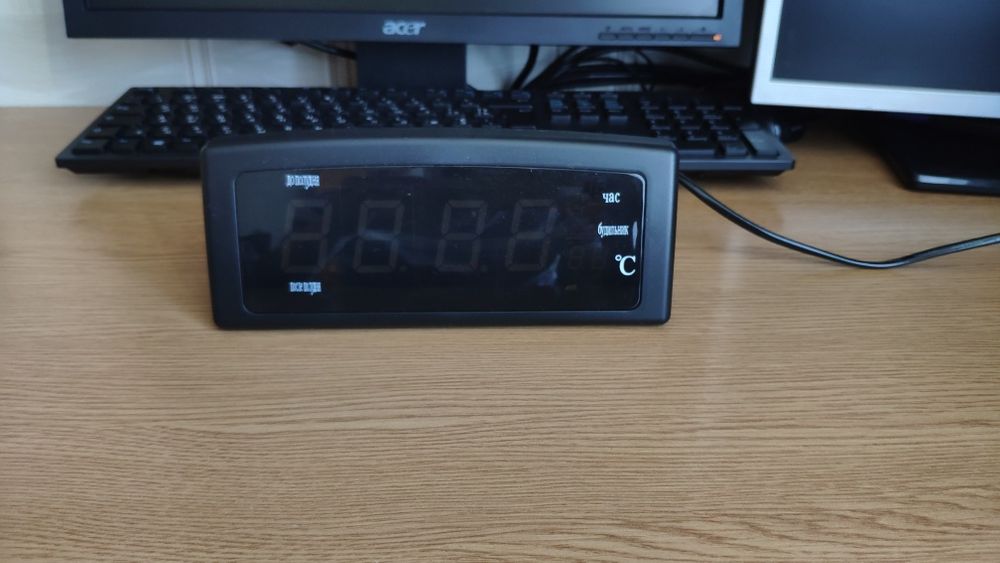 Годинник для столу