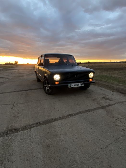 Продаю ваз 2101 возможен торг