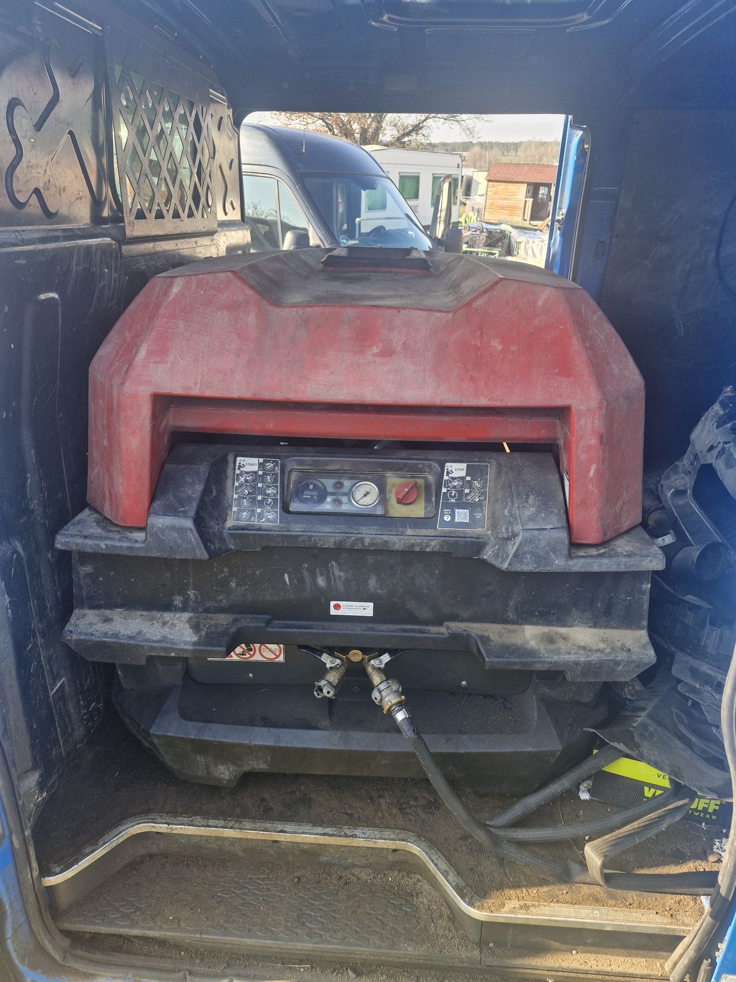 Sprężarka śrubowa atlas coopco CPS 2.0 z 2020 roku silnik diesel kubot