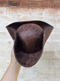 Шляпа пирата треуголка коричневая и черная, котелок, цилиндр