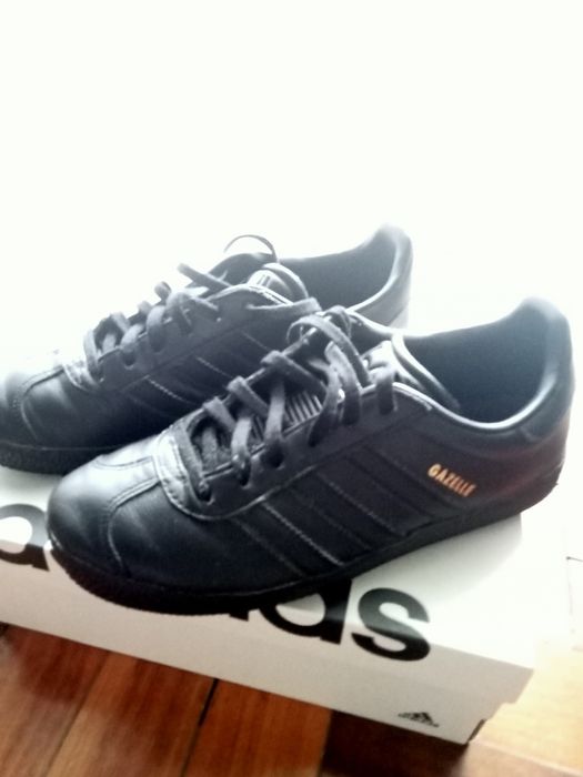 Adidas Gazelle em pele