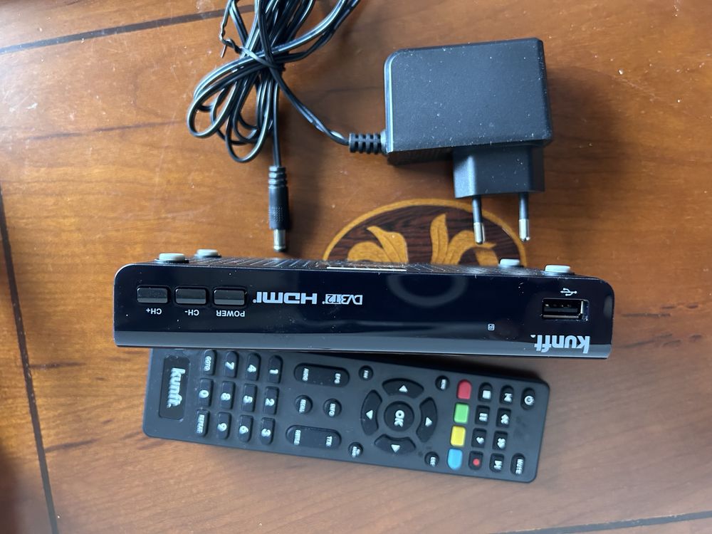 TDT para televisor com comando novo